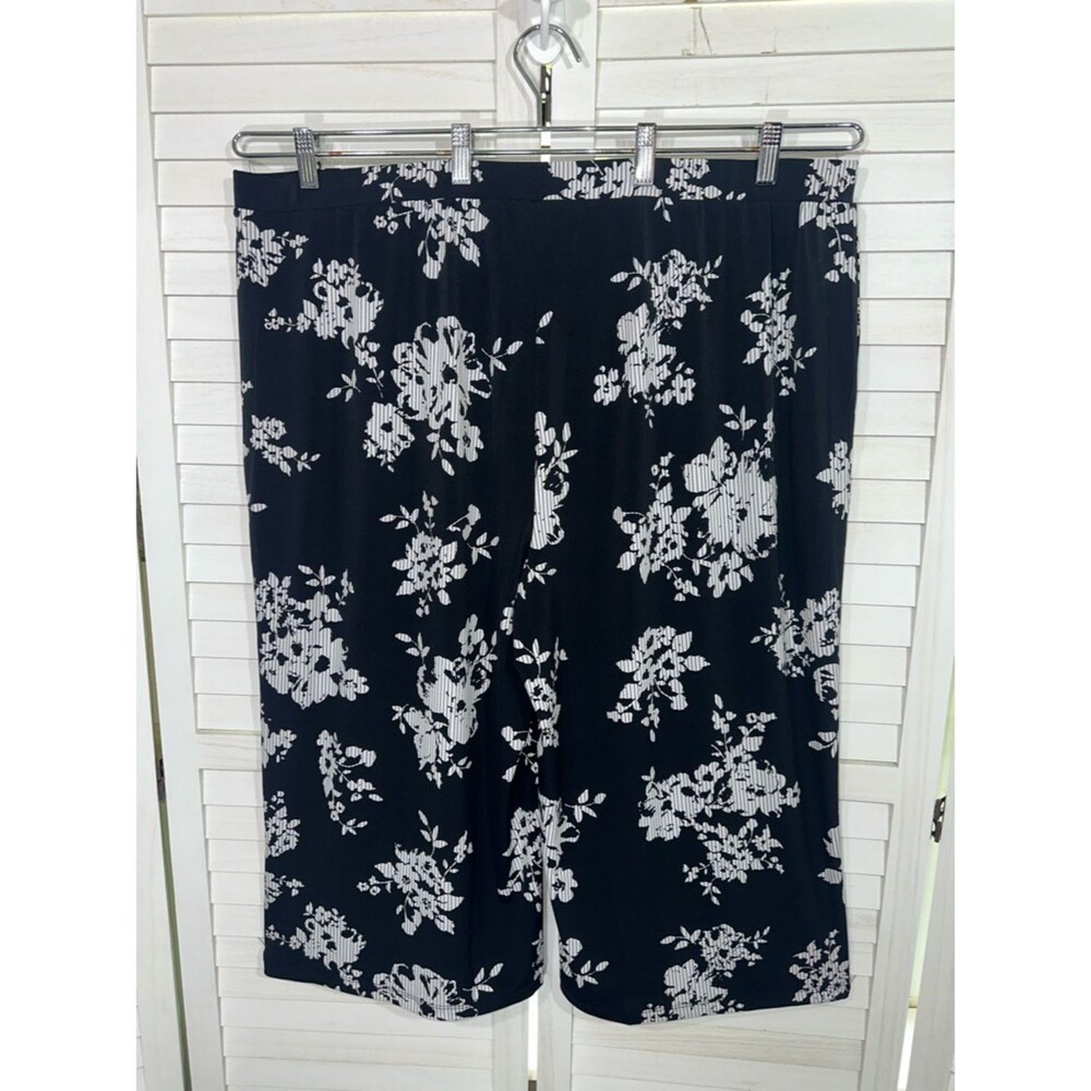 Susan Graver Liquid Knit Crop Pants Size 2X Like New - Picture 5 of 8